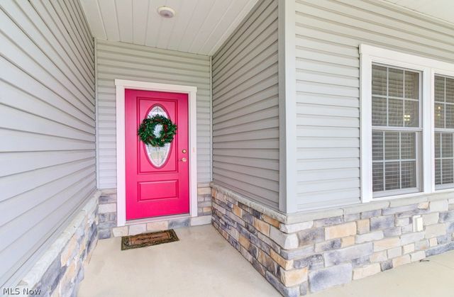 9937 Southwyck Avenue NW, North Canton, OH 44720