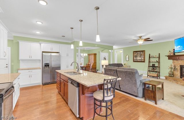 9937 Southwyck Avenue NW, North Canton, OH 44720