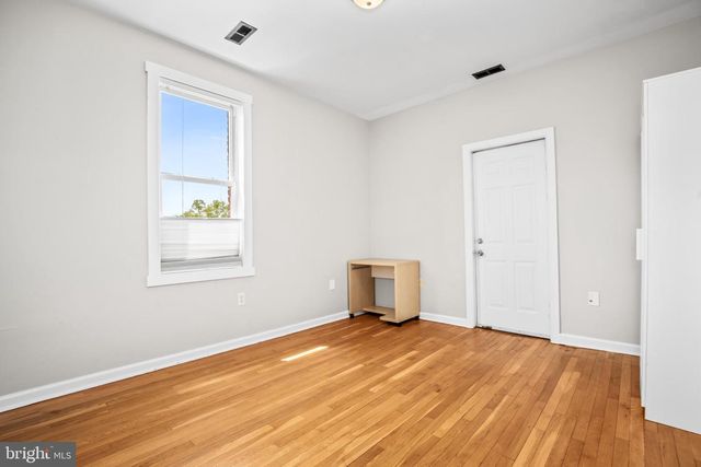 4120 14th St NW Apt 44, Washington, DC 20011