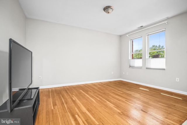 4120 14th St NW Apt 44, Washington, DC 20011