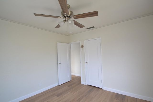 1206 N 8th Street, Fresno, CA 93703