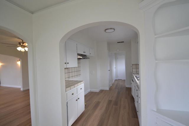 1206 N 8th Street, Fresno, CA 93703