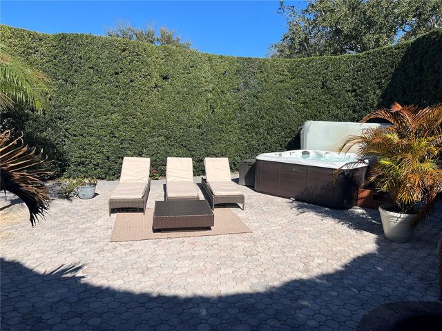 9754 PINEOLA DRIVE, Orlando, FL 32836