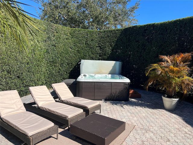 9754 PINEOLA DRIVE, Orlando, FL 32836