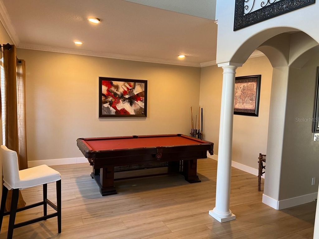 Image 14 of property listing at 9754 PINEOLA DRIVE, Orlando, FL 32836