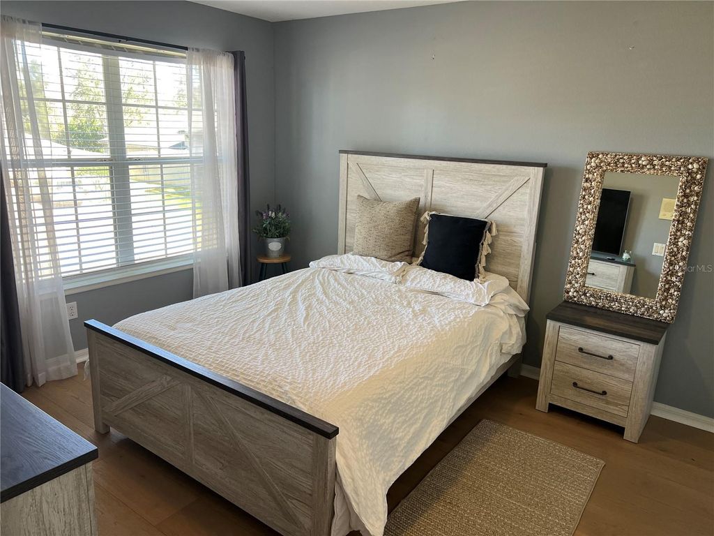 Image 61 of property listing at 9754 PINEOLA DRIVE, Orlando, FL 32836