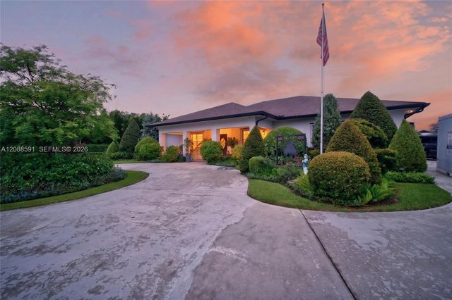 24420 SW 192nd Avenue, Homestead, FL 33031