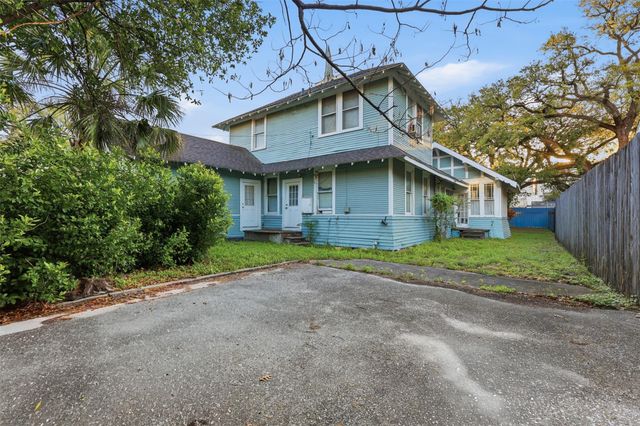 3308 Yupon Street, Houston, TX 77006