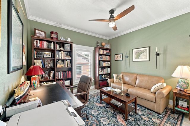 3925 1ST STREET NE, St Petersburg, FL 33703