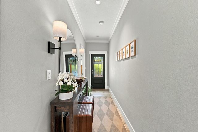 3925 1ST STREET NE, St Petersburg, FL 33703