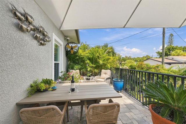 3925 1ST STREET NE, St Petersburg, FL 33703