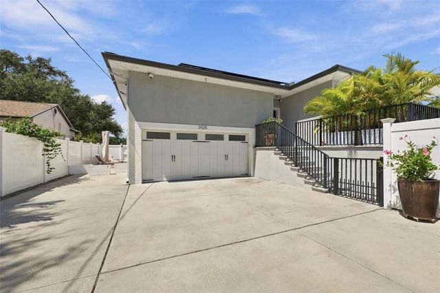 3925 1ST STREET NE, St Petersburg, FL 33703
