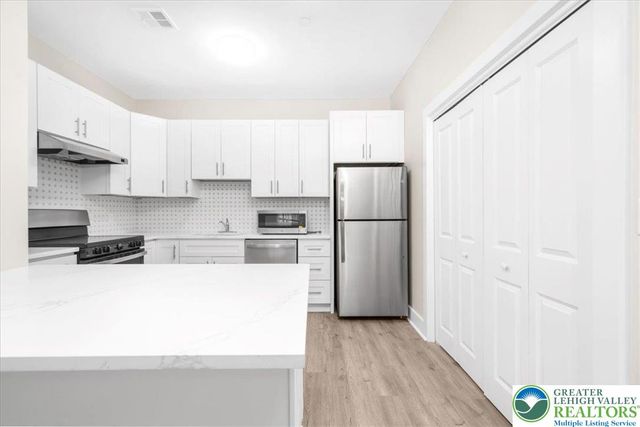 410 William Street 102, Bethlehem City, PA 18015
