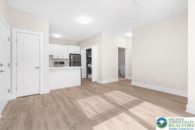 410 William Street 102, Bethlehem City, PA 18015