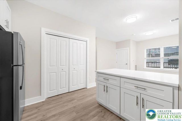 410 William Street 102, Bethlehem City, PA 18015