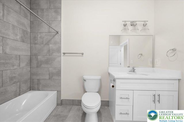 410 William Street 102, Bethlehem City, PA 18015