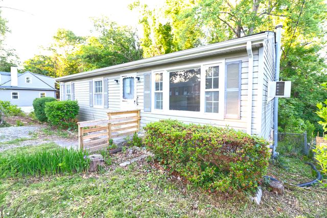 3343 Westmoreland DR, Roanoke, VA 24018
