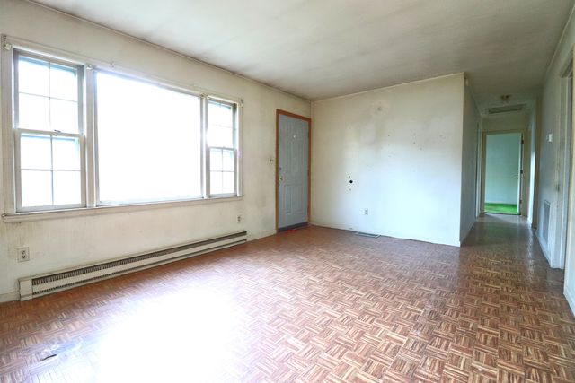 3343 Westmoreland DR, Roanoke, VA 24018
