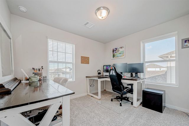 8526 Treetop Heights Drive, Baytown, TX 77523