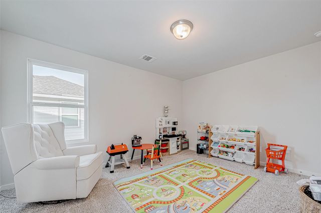 8526 Treetop Heights Drive, Baytown, TX 77523