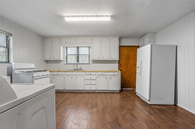 8136 Carlos Street B, White Settlement, TX 76108