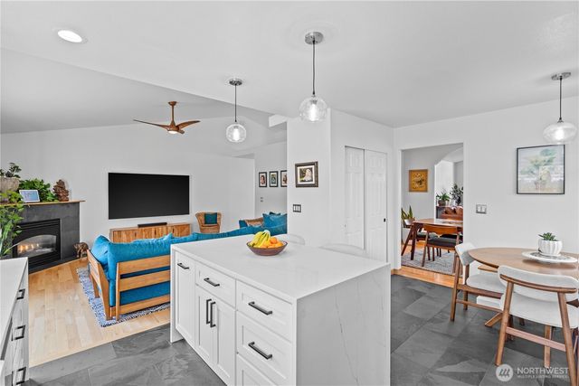 1103 21st Street Pl NW, Puyallup, WA 98371