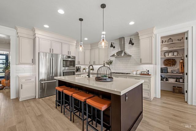 7707 E Damon Ln, Nampa, ID 83687
