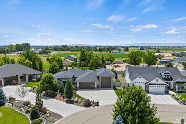 7707 E Damon Ln, Nampa, ID 83687