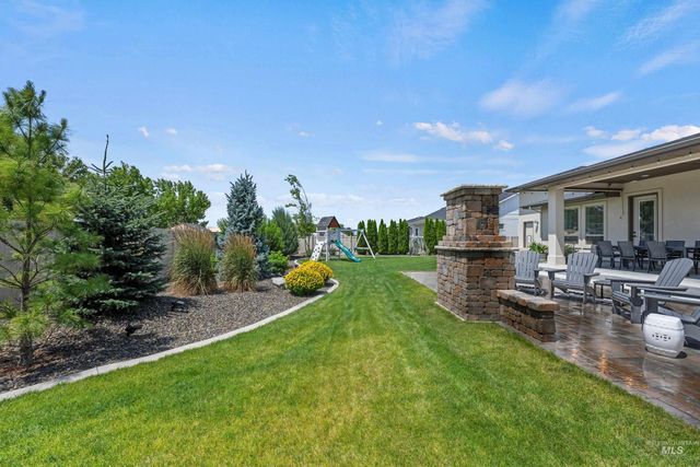 7707 E Damon Ln, Nampa, ID 83687