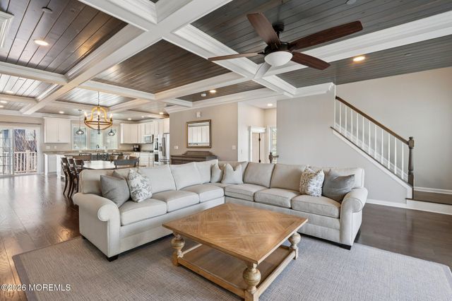 13 Halfmoon Court 1106, Highlands, NJ 07732