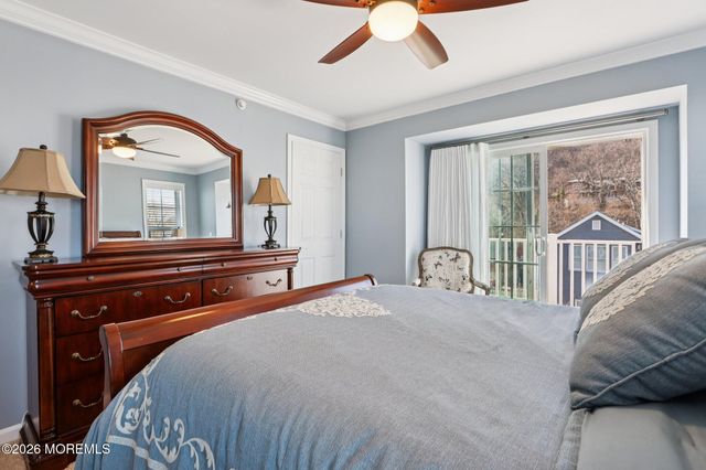 13 Halfmoon Court 1106, Highlands, NJ 07732