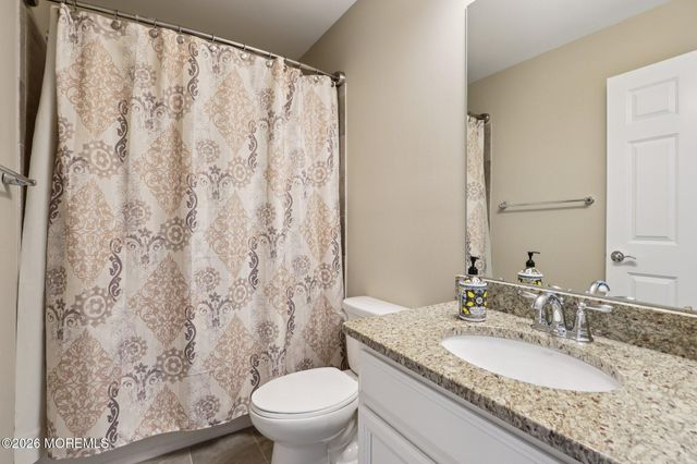 13 Halfmoon Court 1106, Highlands, NJ 07732