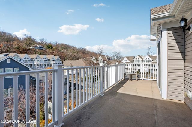 13 Halfmoon Court 1106, Highlands, NJ 07732