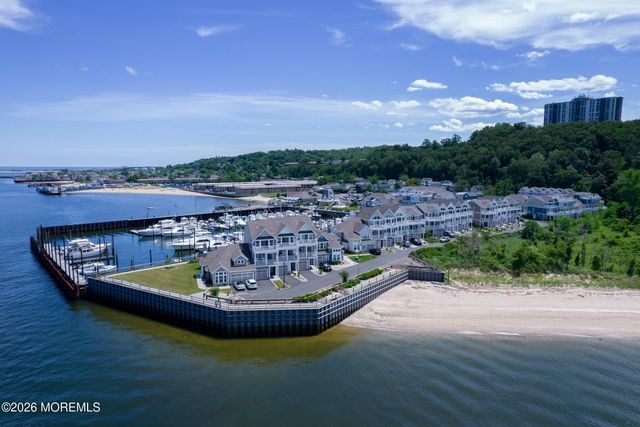 13 Halfmoon Court 1106, Highlands, NJ 07732