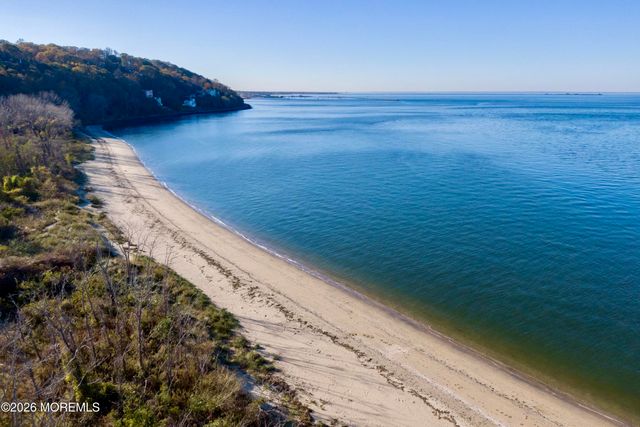 13 Halfmoon Court 1106, Highlands, NJ 07732