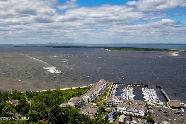 13 Halfmoon Court 1106, Highlands, NJ 07732