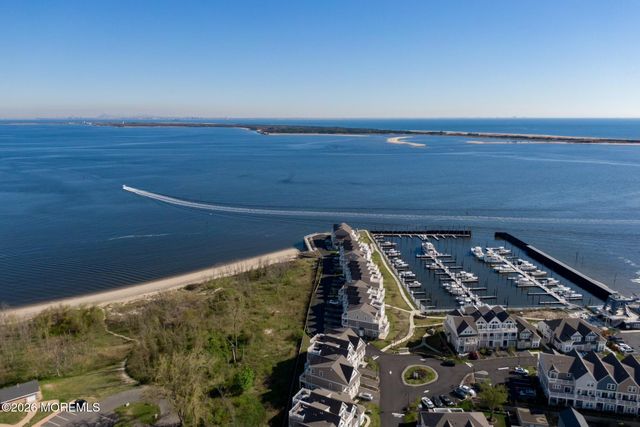 13 Halfmoon Court 1106, Highlands, NJ 07732