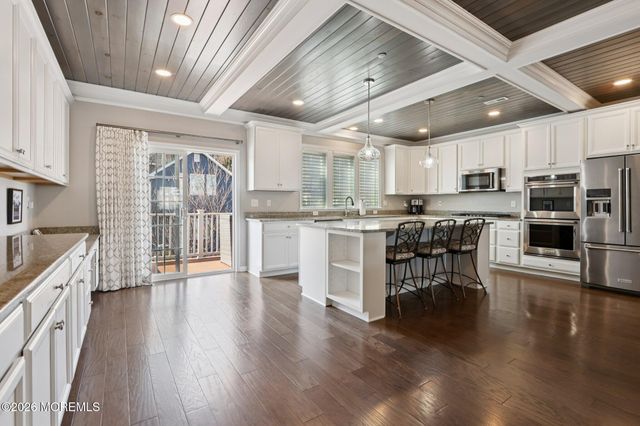 13 Halfmoon Court 1106, Highlands, NJ 07732