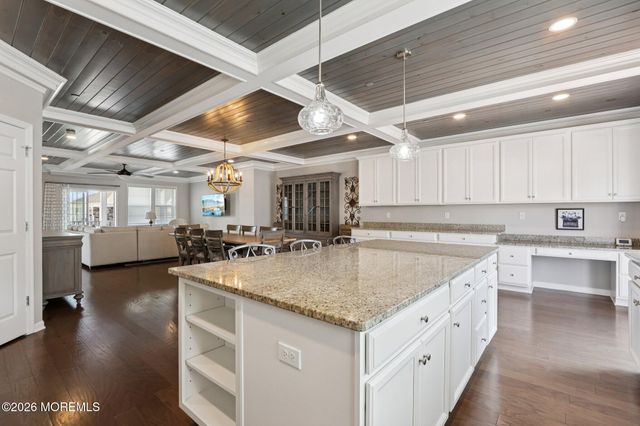 13 Halfmoon Court 1106, Highlands, NJ 07732