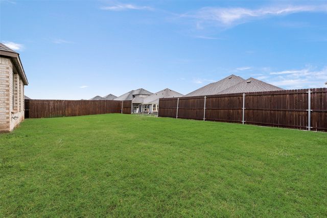 321 Delaford Drive, Forney, TX 75126
