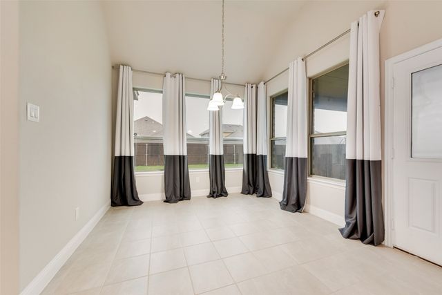 321 Delaford Drive, Forney, TX 75126