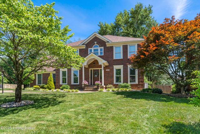 7804 Amber Glen Ct, Louisville, KY 40220