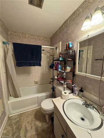 245 Cherokee Lane, Salisbury, NC 28148