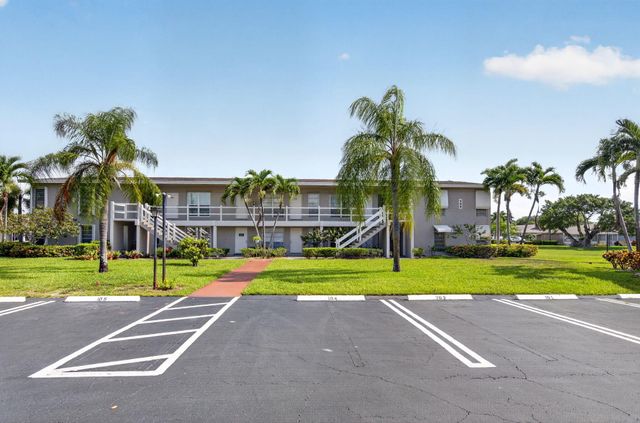 309 Circle Drive S, Boynton Beach, FL 33435