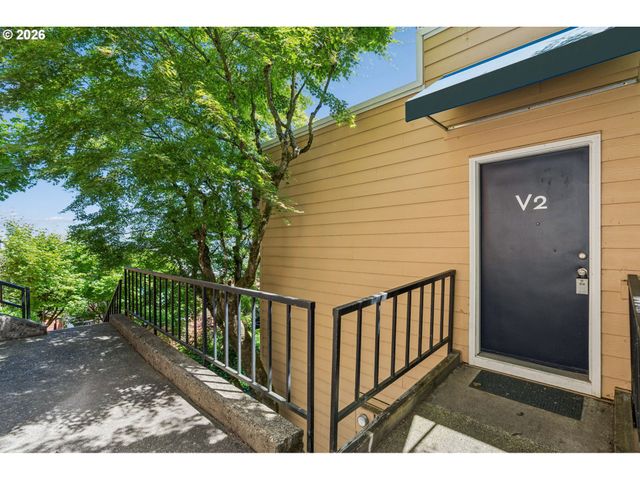 3701 Sw CONDOR Ave V2, Portland, OR 97239