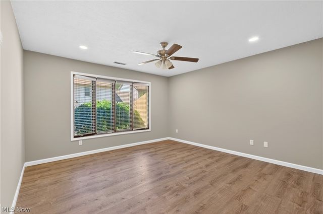 139 Mulberry Lane, Munroe Falls, OH 44262