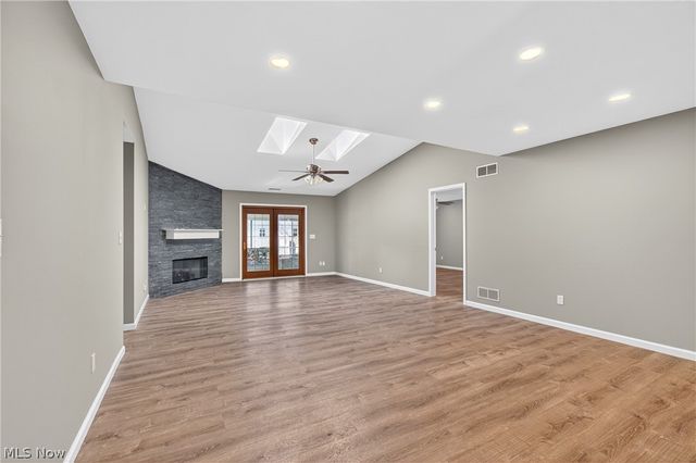 139 Mulberry Lane, Munroe Falls, OH 44262