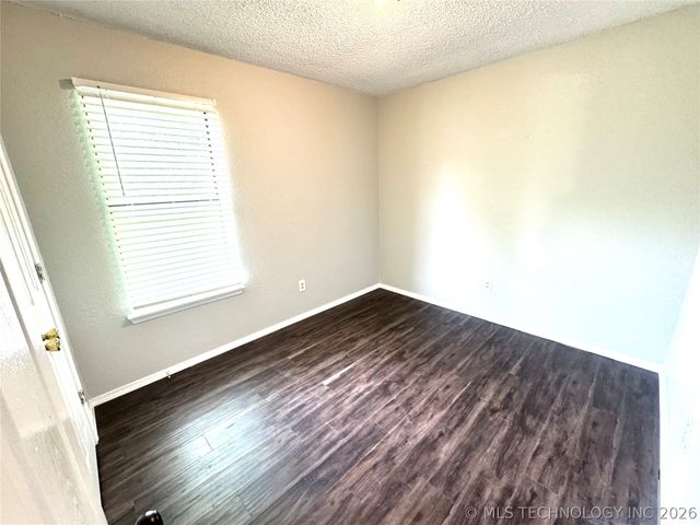 1109 Palmer Lane, Eufaula, OK 74432