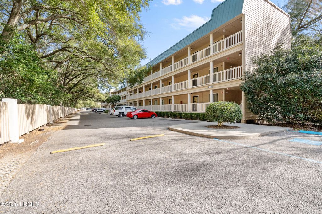 239 Beach City Rd Apt 3132, Hilton Head Island, SC 29926