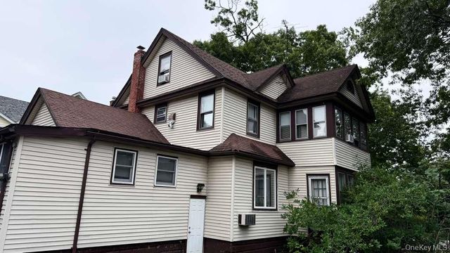 254 Hempstead Avenue, Rockville Centre, NY 11570